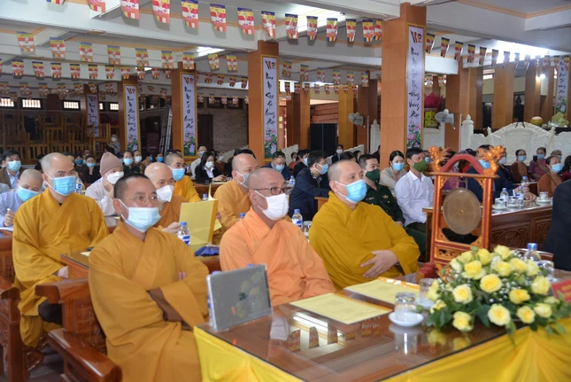 Chư tôn đức Tăng, Ni, đại biểu tham dự đại hội