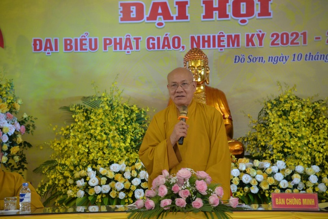 Hòa thượng Thích Quảng Tùng ban đạo từ