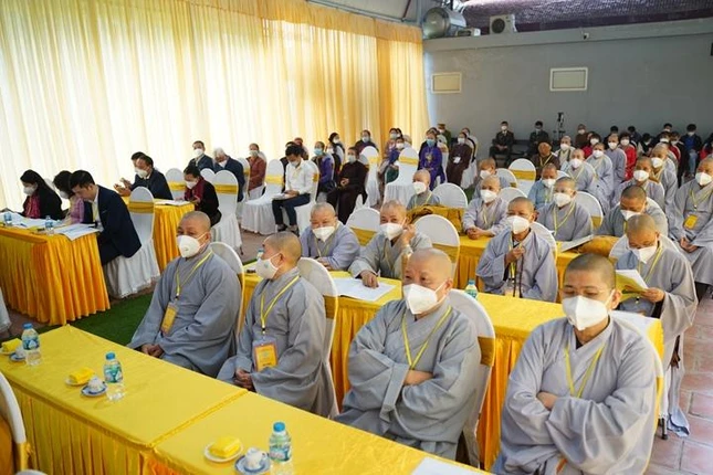 Chư tôn đức Ni và đại biểu tham dự đại hội