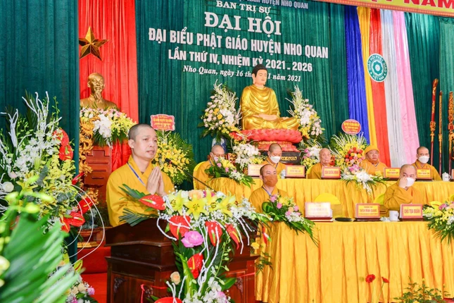 Thượng tọa Thích Minh Quang phát biểu chỉ đạo tại đại hội - Ảnh: Chùa Hồng Ân Thượng tọa Thích Minh Quang phát biểu chỉ đạo tại đại hội - Ảnh: Chùa Hồng Ân