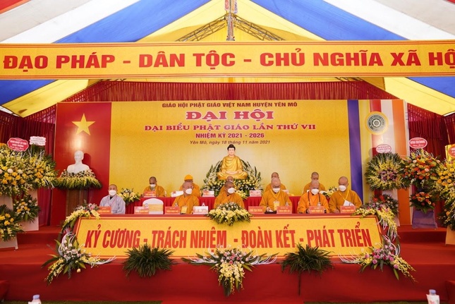 Chư tôn đức chứng minh, chủ tọa đoàn đại hội