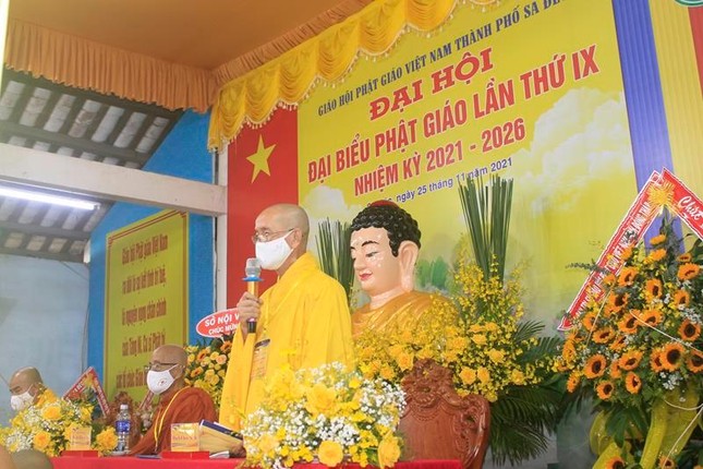 Hòa thượng Thích Chơn Minh ban đạo từ