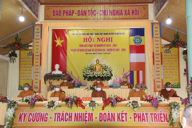 Chư tôn đức chứng minh, chủ tọa đoàn hội nghị