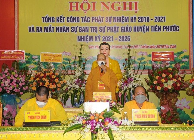 Hòa thượng Thích Thiện Thành ban đạo từ