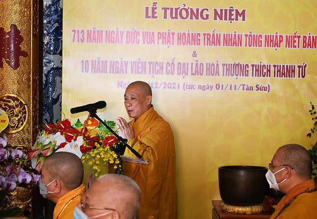 Hòa thượng Thích Bảo Nghiêm cung tuyên tiểu sử cố Trưởng lão Hòa thượng Thích Thanh Tứ