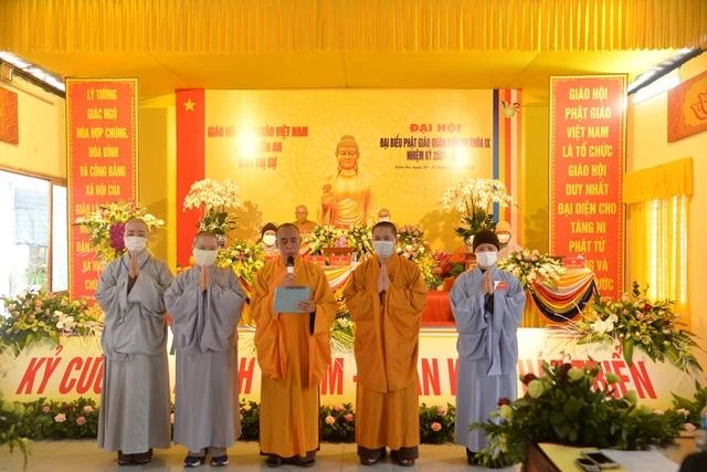 Tân Ban Trị sự Phật giáo quận Kiến An nhiệm kỳ 2021-2026 ra mắt đại hội