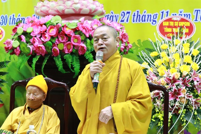 Thượng tọa Thích Thanh Hòa phát biểu