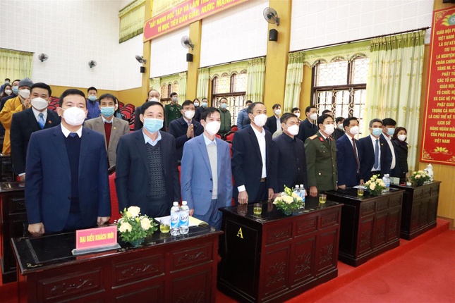 Đại biểu chính quyền các cấp tham dự hội nghị