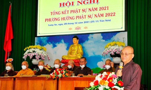 Hòa thượng Thích Minh Thiện phát biểu chỉ đạo