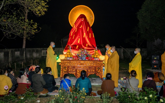 Lễ an vị tôn tượng Đức Bổn Sư Thích Ca được tổ chức nội bộ, không tập trung đông người