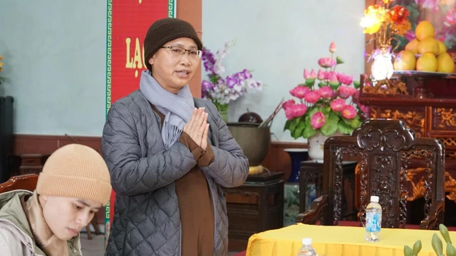 Sư cô Thích Đàm Lương phát biểu khai mạc hội nghị