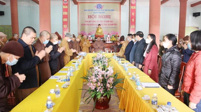 Niệm Phật cầu gia hộ