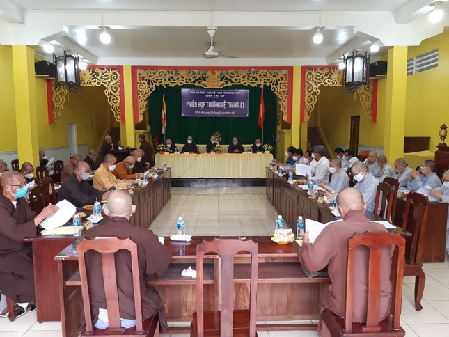 Quang cảnh phiên họp