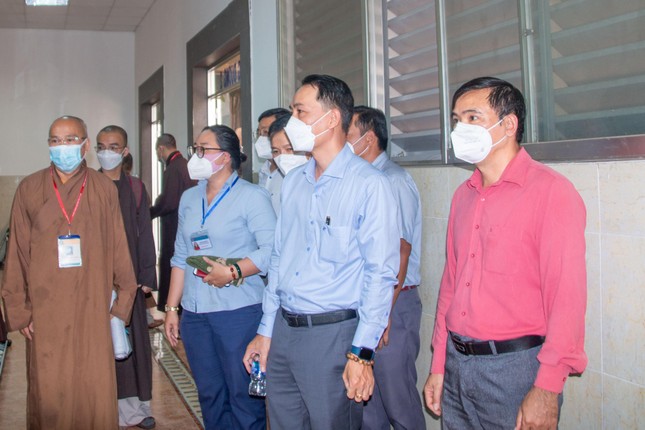 Khảo sát thực tế công tác phòng chống dịch tại các giảng đường