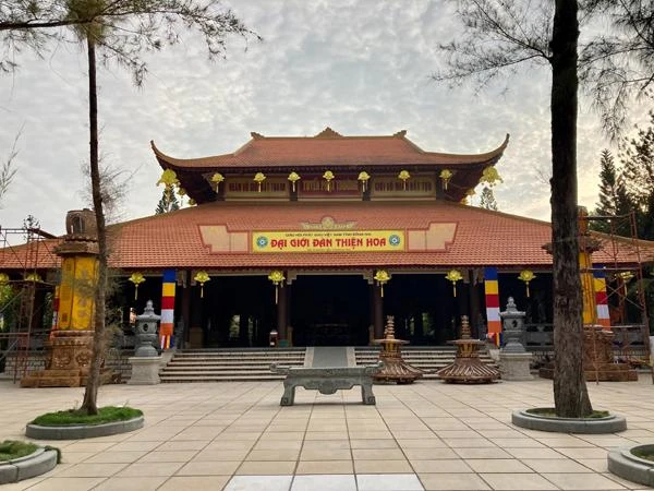 Đại giới đàn Thiện Hoa được tổ chức tại tổ đình thiền viện Thường Chiếu từ ngày 16-4 đến 20-4-2022 (16-3 đến 20-3-Nhâm Dần)