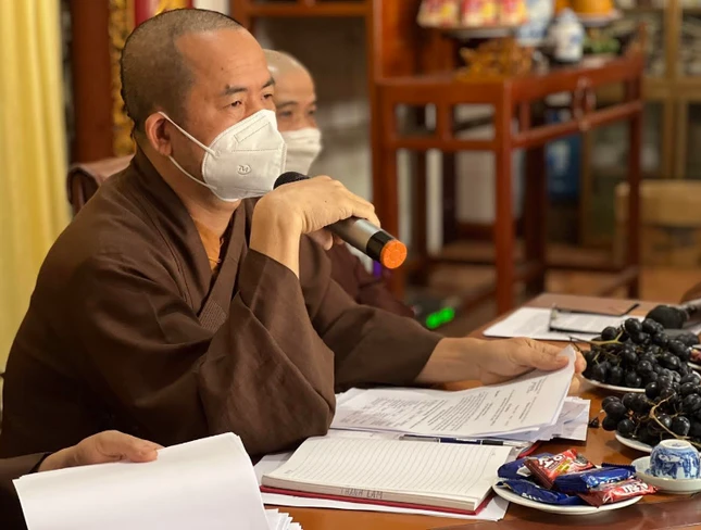 Thượng tọa Thích Thanh Lâm đúc kết phiên họp Thượng tọa Thích Thanh Lâm đúc kết phiên họp