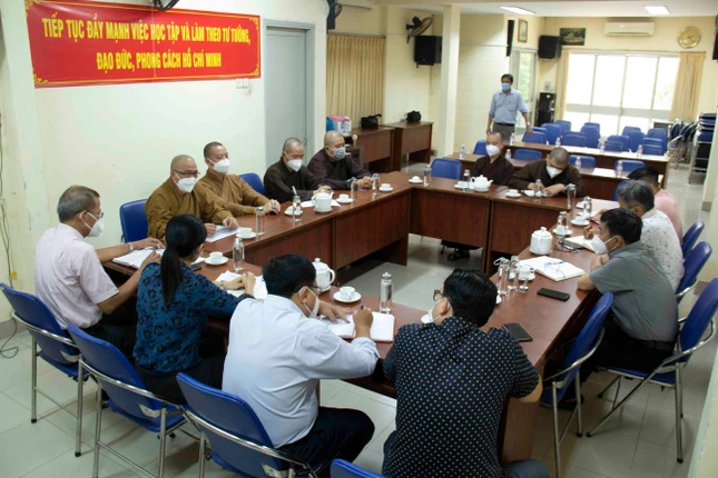 Quang cảnh buổi họp - Ảnh: Vũ Nguyễn