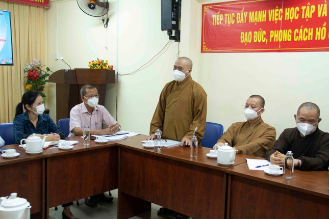 Thượng tọa Thích Tâm Chơn phát biểu - Ảnh: Vũ Nguyễn