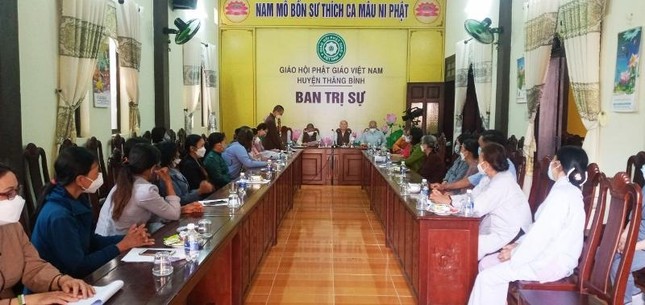 Quang cảnh phiên họp