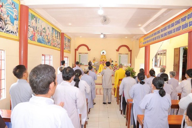 Quang cảnh buổi lễ - Ảnh: Hoàng Phạm