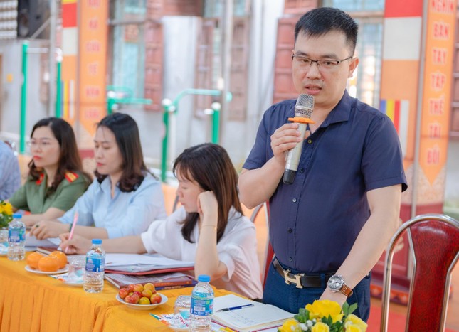 Đại diện lãnh đạo chính quyền phát biểu Đại diện lãnh đạo chính quyền phát biểu