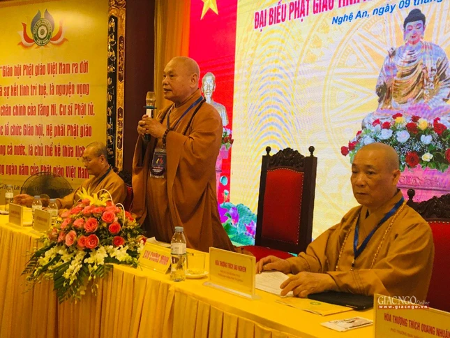 Hòa thượng Thích Thiện Nhơn ban đạo từ