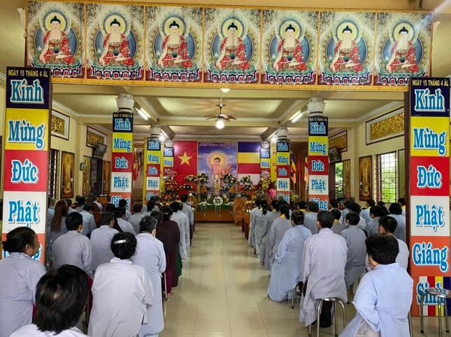 Quang cảnh buổi lễ