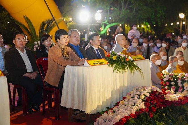 Đại biểu chính quyền