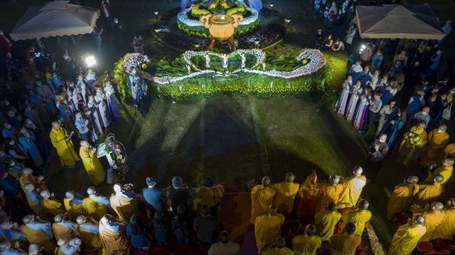 Quang cảnh buổi lễ