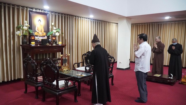 Niệm Phật cầu gia hộ