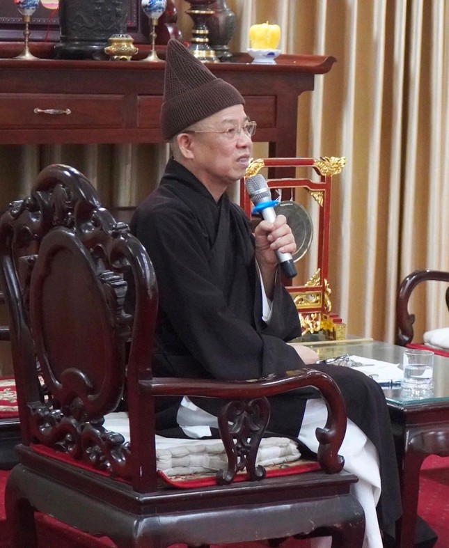 Hòa thượng Thích Thanh Quyết sách tấn Tăng Ni sinh