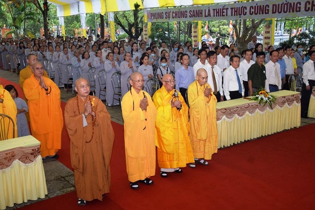 Niệm Phật cầu gia hộ