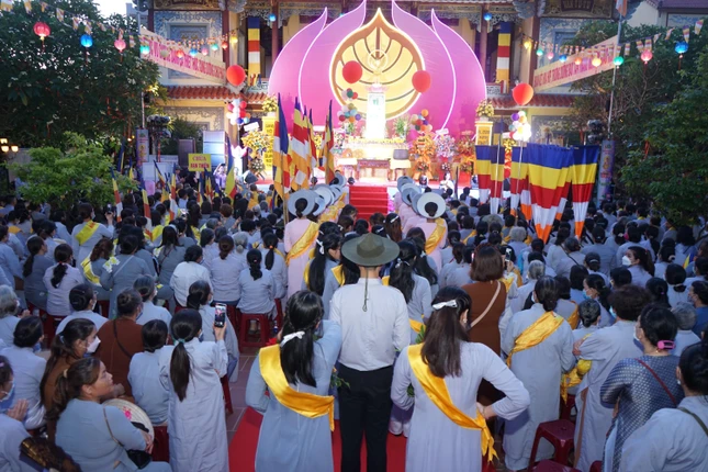 Quang cảnh buổi lễ