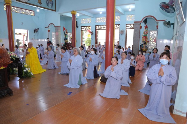 Nhất tâm tụng niệm