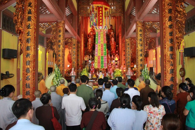 Quang cảnh buổi lễ Quang cảnh buổi lễ