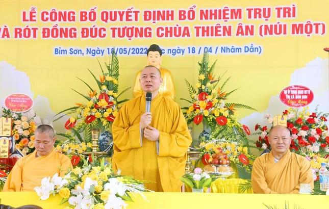 Thượng tọa Thích Tâm Đức ban đạo từ Thượng tọa Thích Tâm Đức ban đạo từ