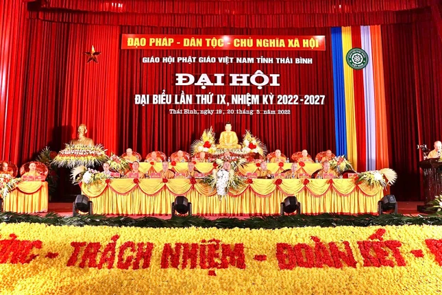 Ban chứng minh, chủ tọa đoàn đại hội