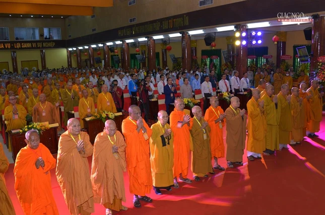 Niệm Phật cầu gia hộ