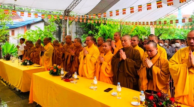 Niệm Phật cầu gia hộ