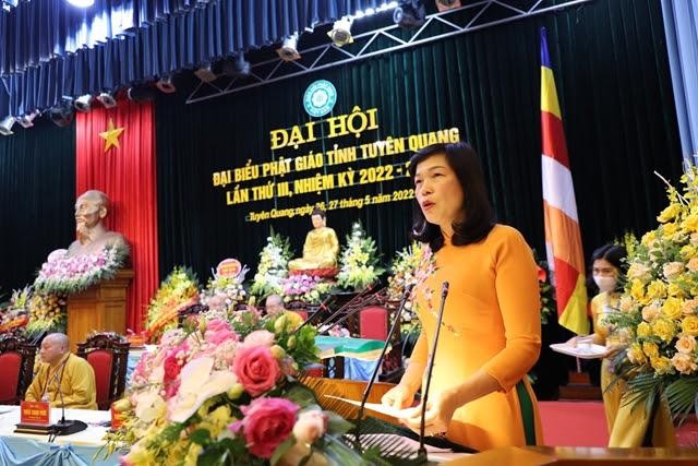 Bà Phạm Thị Minh Xuân phát biểu