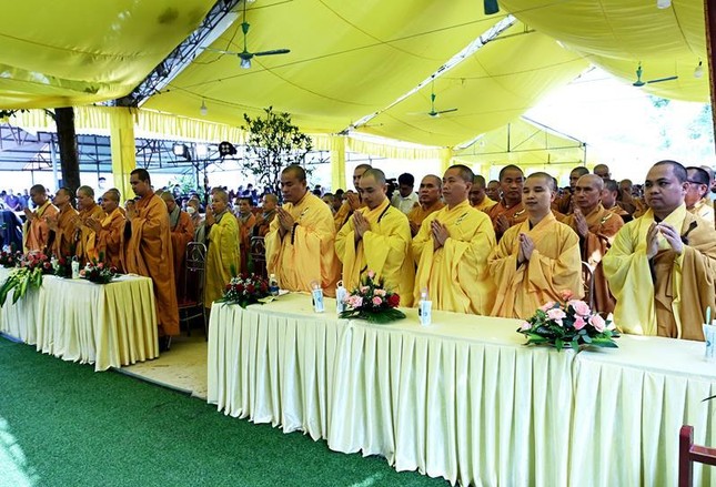 Niệm Phật cầu gia hộ