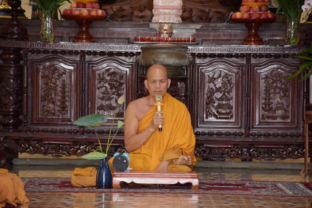 Thượng tọa Giác Nhuận chia sẻ Phật pháp