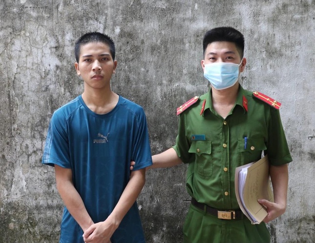 Đối tương Lê Huy Ý bị công an bắt giữ - Ảnh: Công an cung cấp