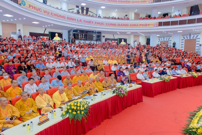 Quang cảnh đại hội