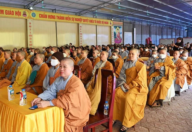 Chư Ni tại buổi lễ