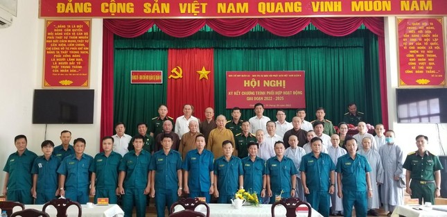 Chụp ảnh lưu niệm