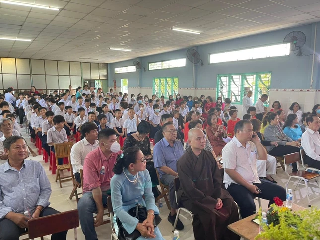 Quang cảnh buổi lễ