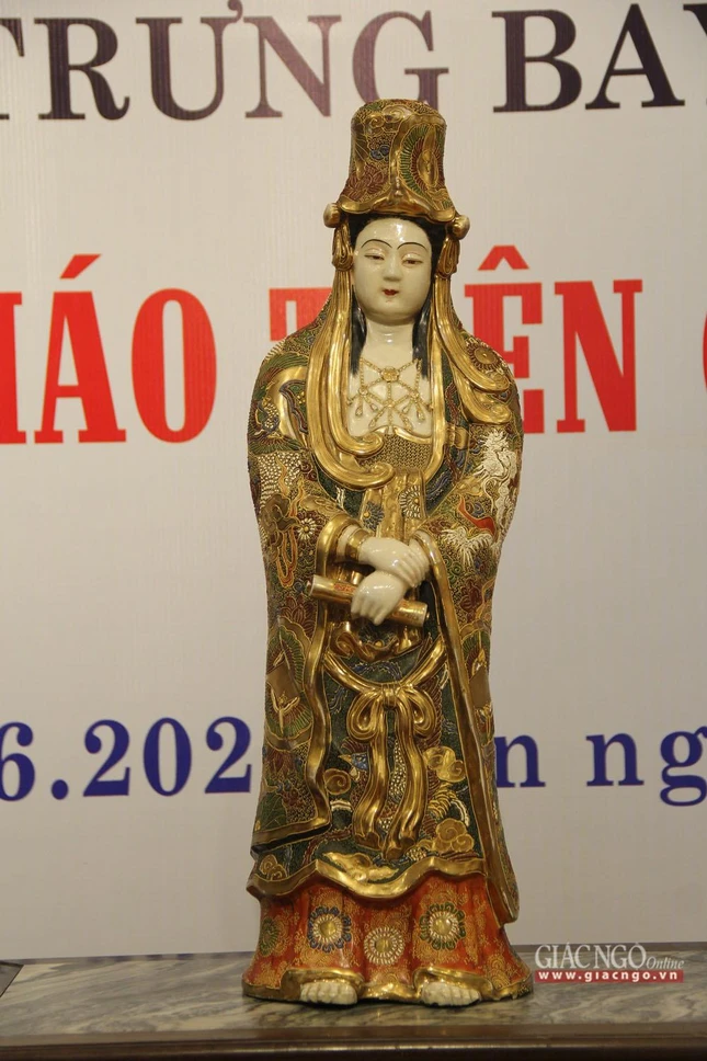 Tượng Quan Âm trì kinh Tượng Quan Âm trì kinh