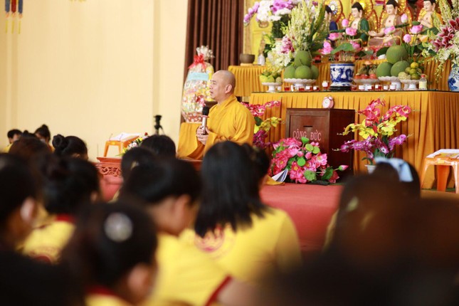 Đại đức Thích Lệ Ngôn chia sẻ Phật pháp