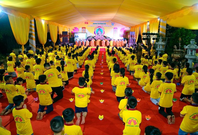 Quang cảnh buổi lễ